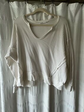 Cozy Ivory Waffle Knit V-Neck Pullover